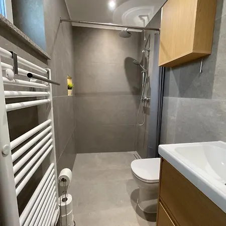 Apartma Tomy