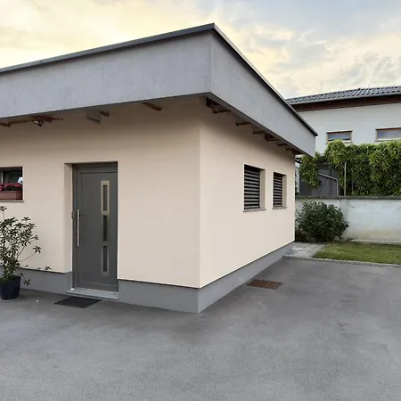 Apartment Apartma Tomy Domzale