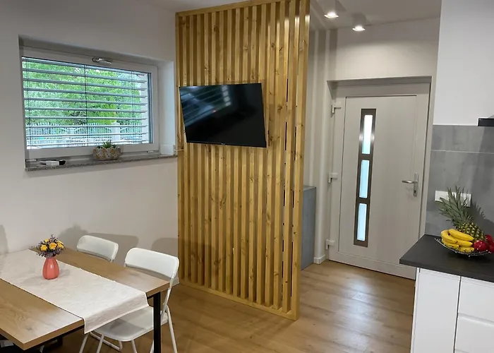 Lägenhet Apartma Tomy *